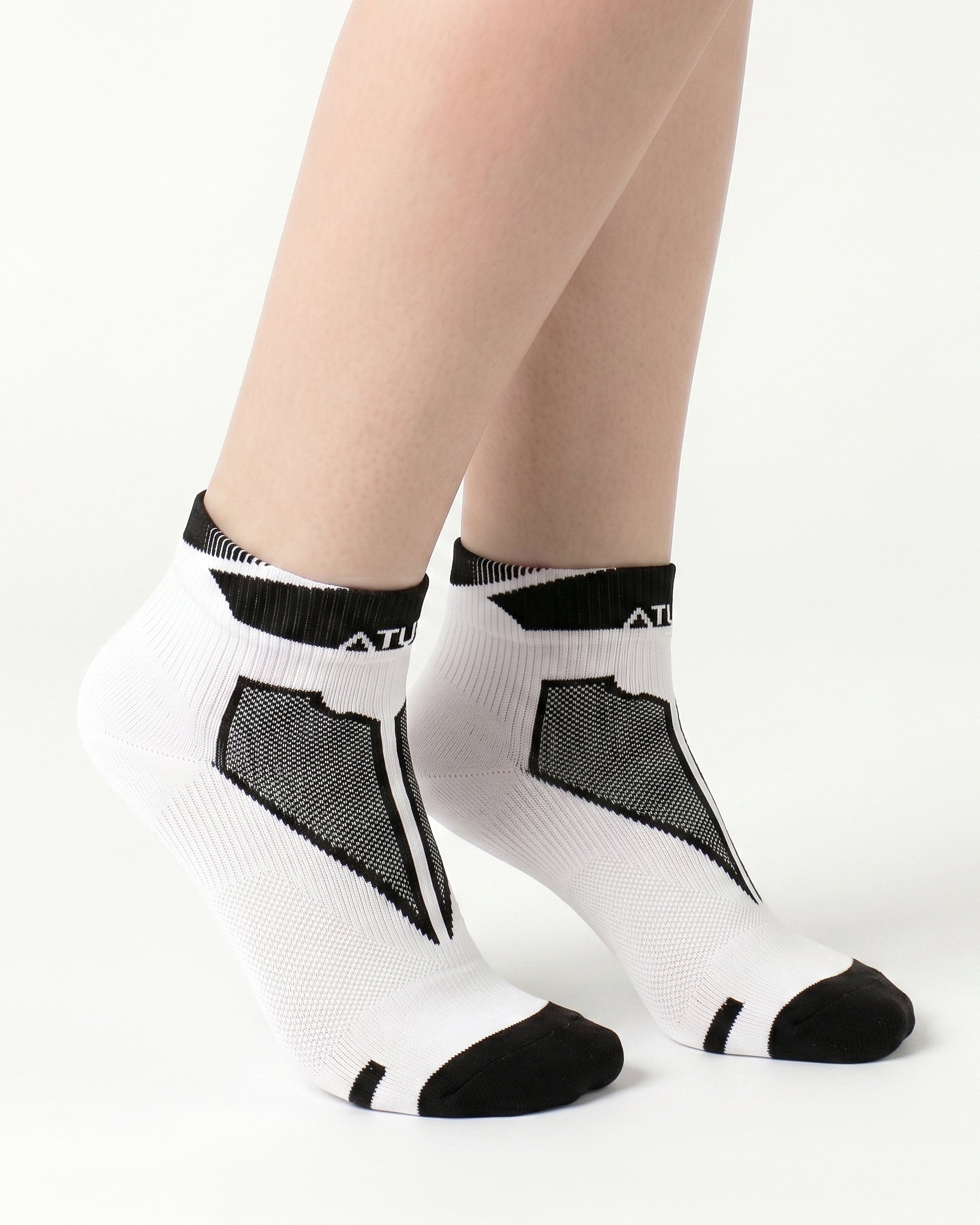 Kids Low-Cut White Training Socks