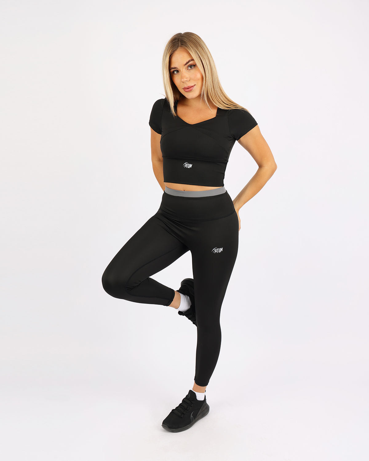 Serenity Sculpt Black Crop Top-Atum -77863186