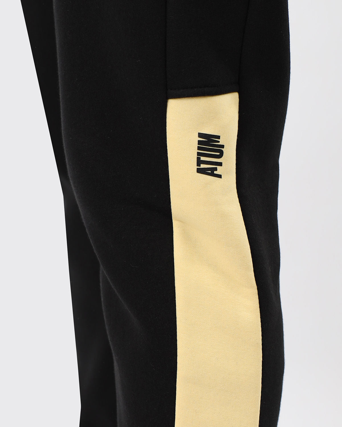 Essential Women's Black Sweatpants-Atum -3176861
