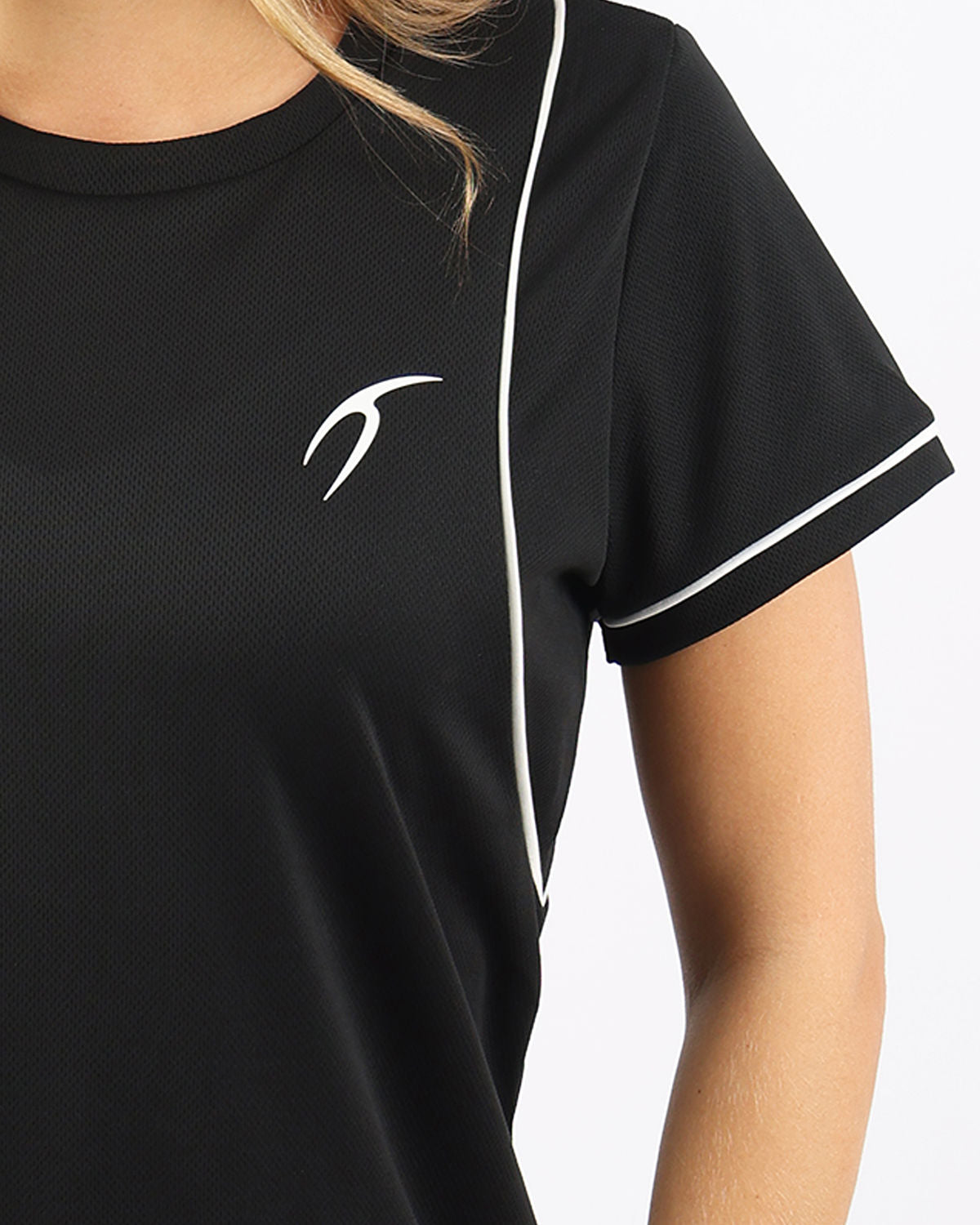 Ultra-Soft Cropped Black T-Shirt-Atum -80335857