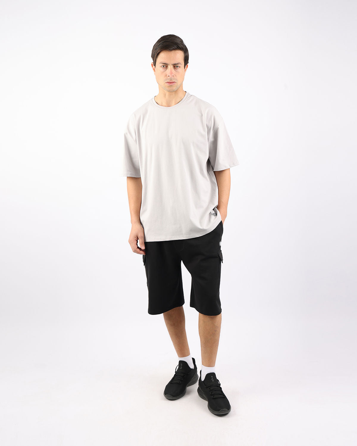 Essential Cargo Men's Black Shorts-Atum -13586882