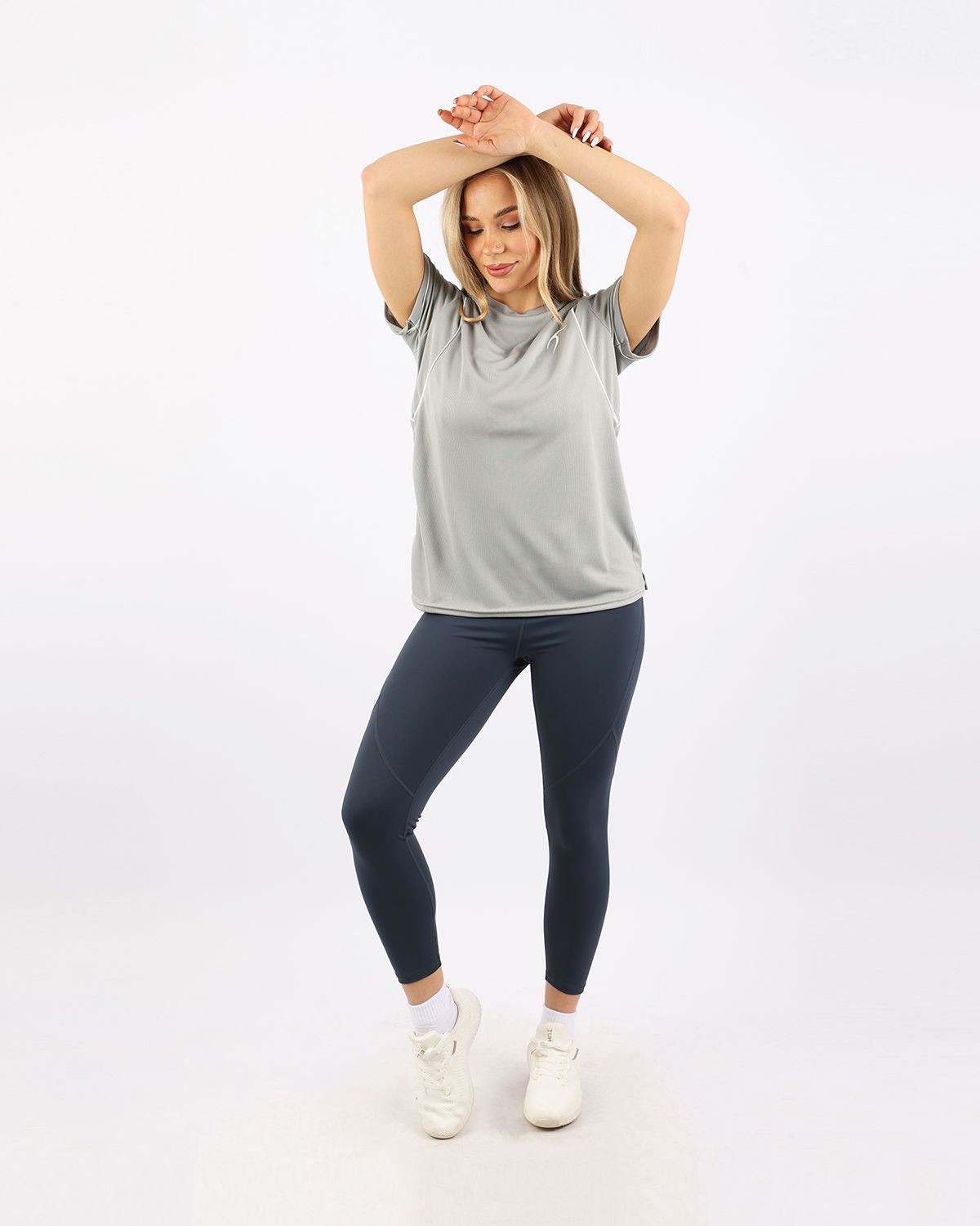 Ultra-Soft Cropped Gray T-Shirt-Atum -88746335