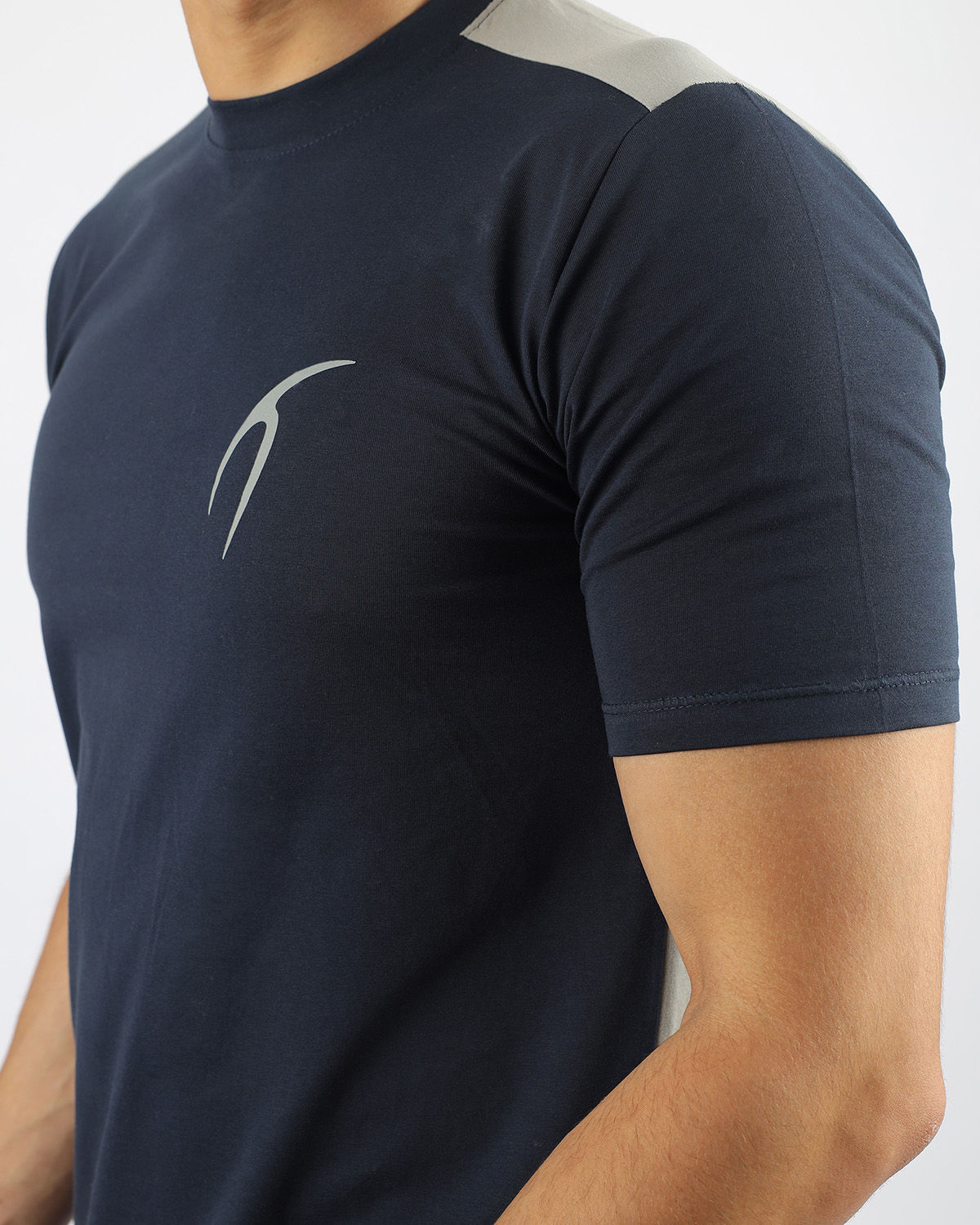 Men's Basic T- Shirt-Atum -64463373