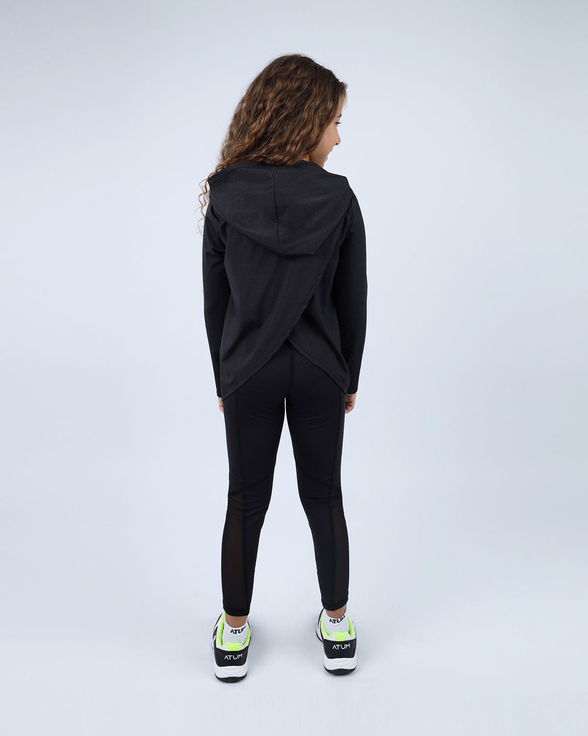 Vivid Long-Sleeve Black Hoodie-Atum -6142078