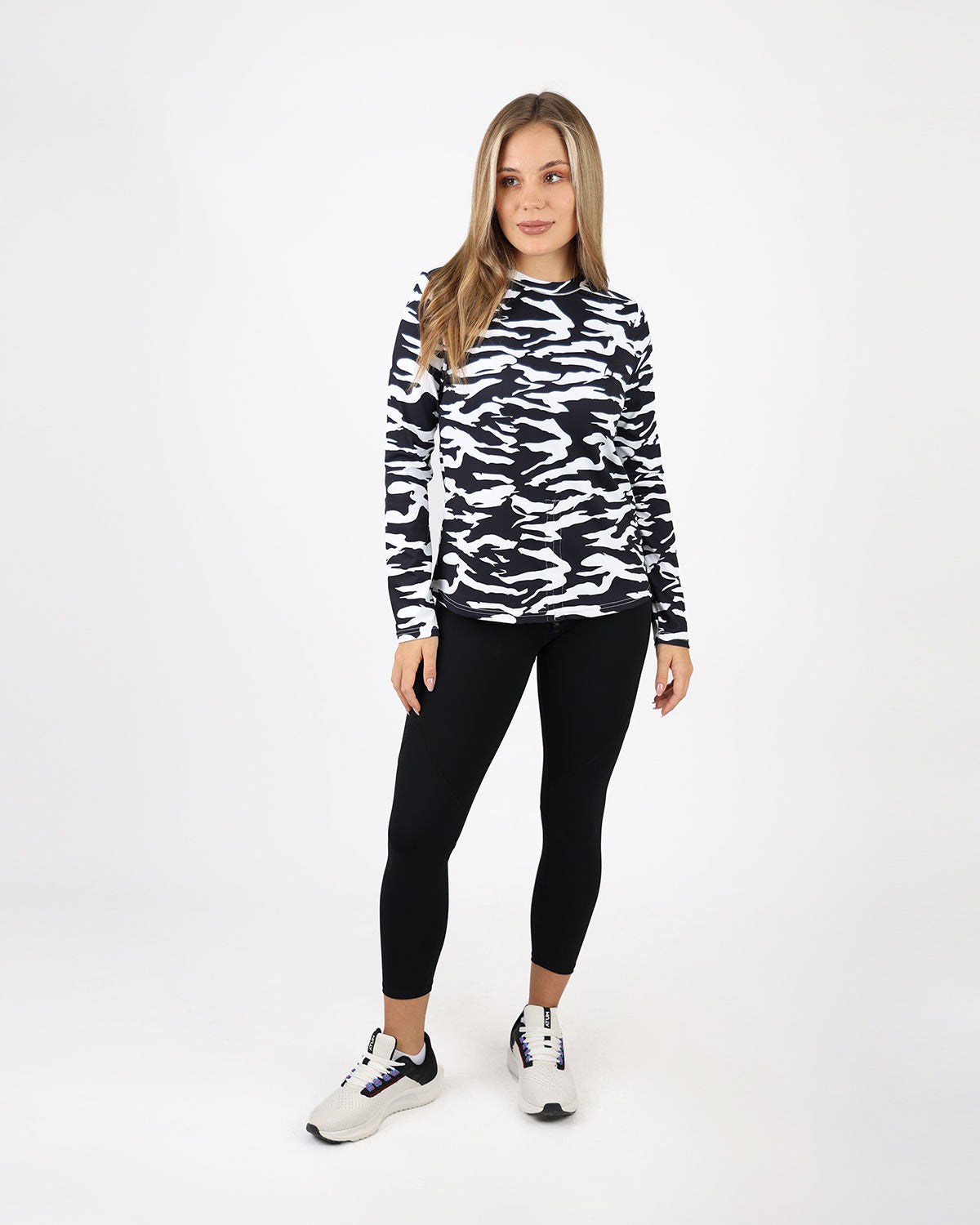 Cinchable Long-Sleeve Black T-Shirt-Atum -85087930