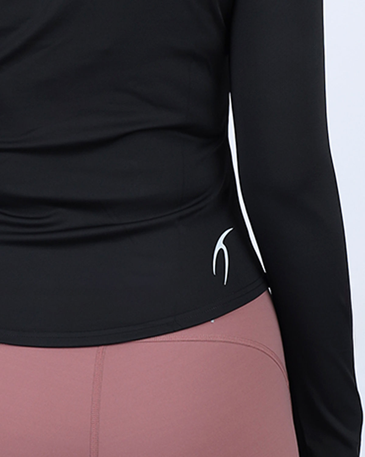 Elegance Women's Black Long-Sleeve Top-Atum -83651375