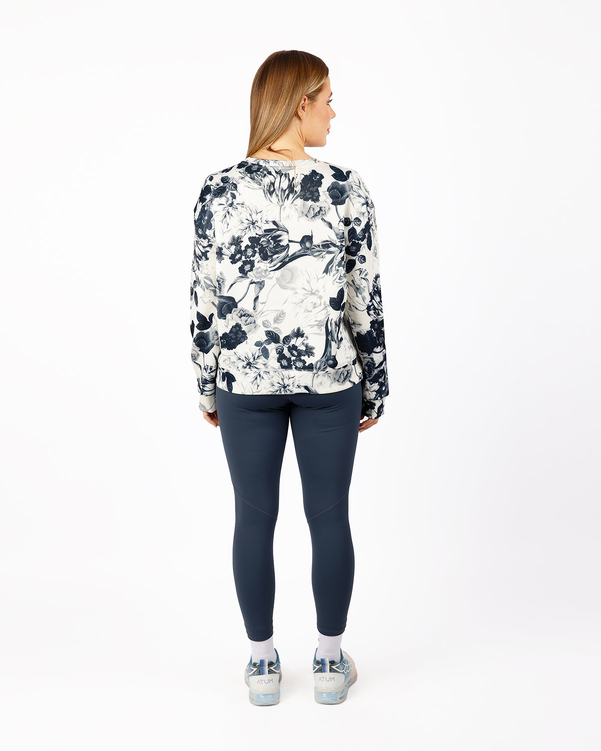 Modern Flora Navy Top-Atum -32410088