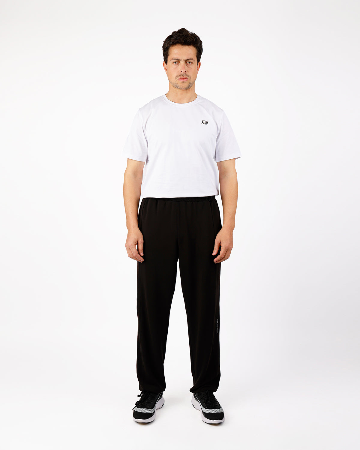 Relaxed Motion Black Pants-Atum -40649422