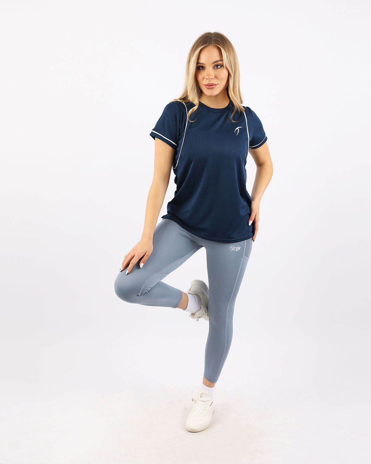 Ultra-Soft Cropped Blue T-Shirt-Atum -93574557