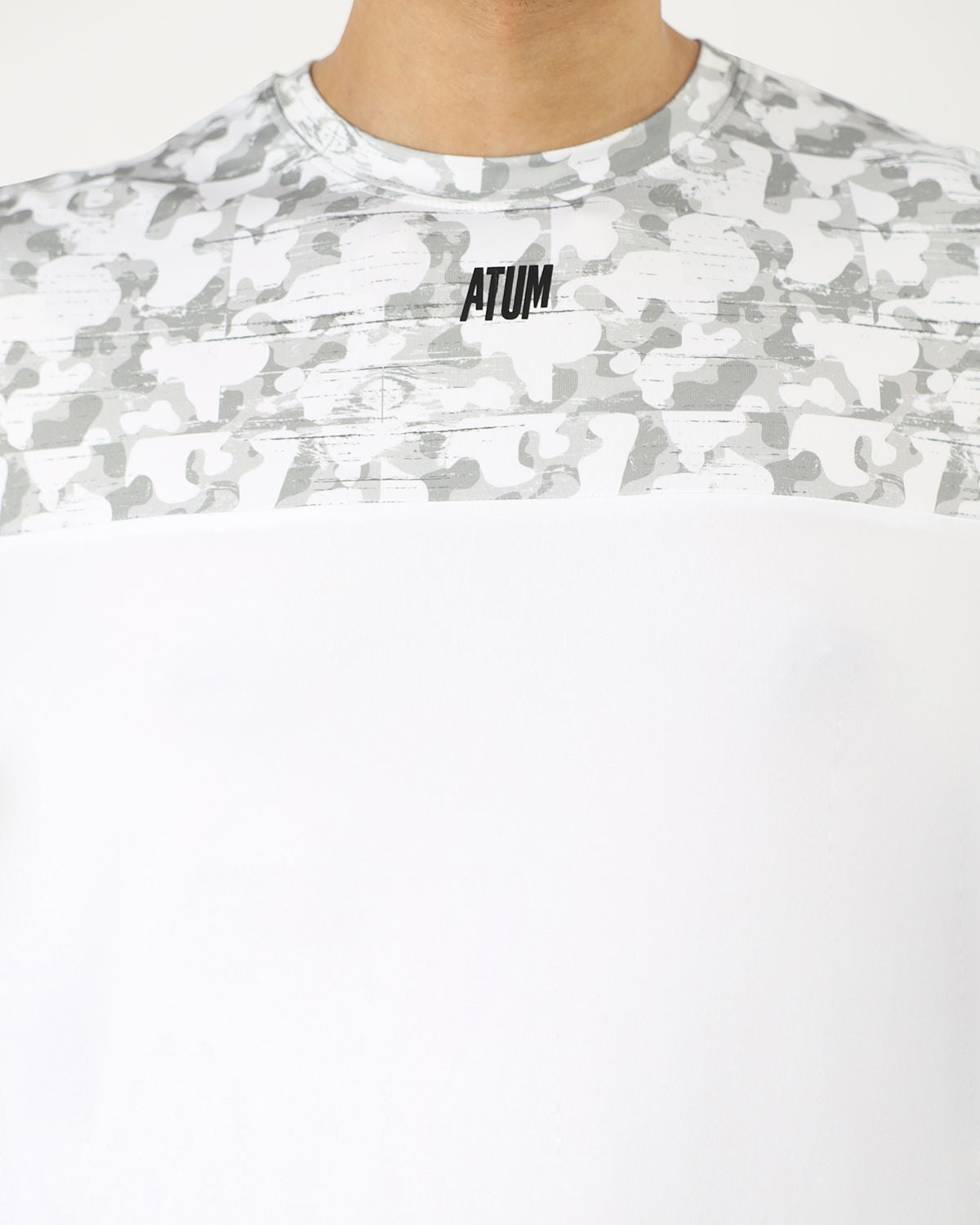 Men's Fitness White Top-Atum -39019397