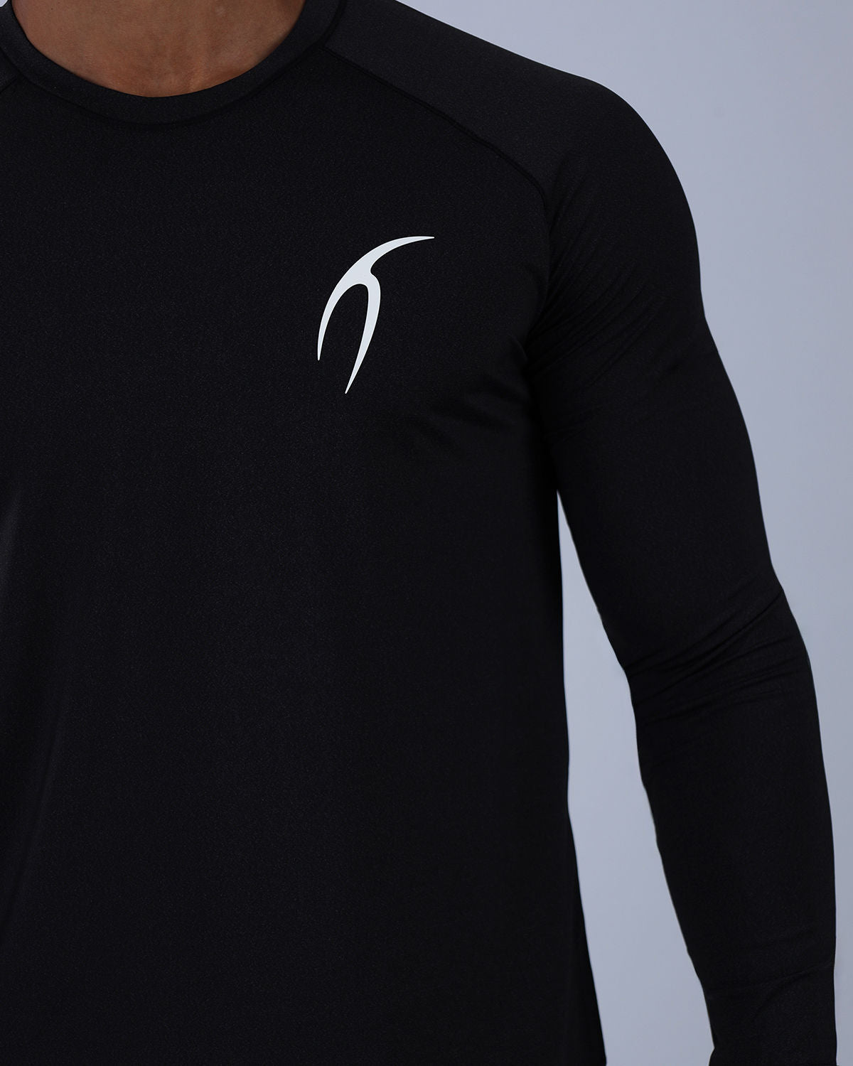 Long Sleeve Running Black Tee-Atum -93645129