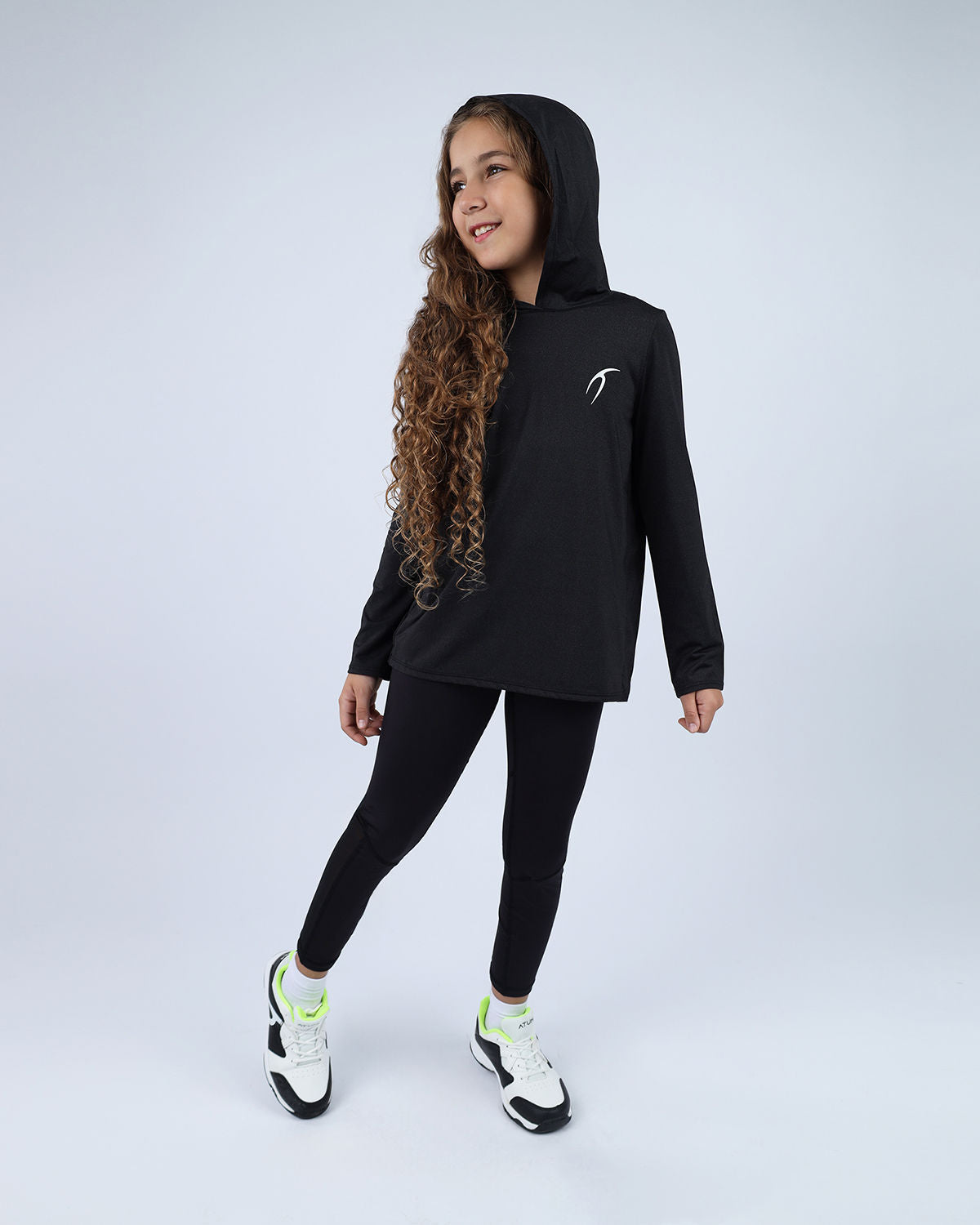 Vivid Long-Sleeve Black Hoodie-Atum -83950040