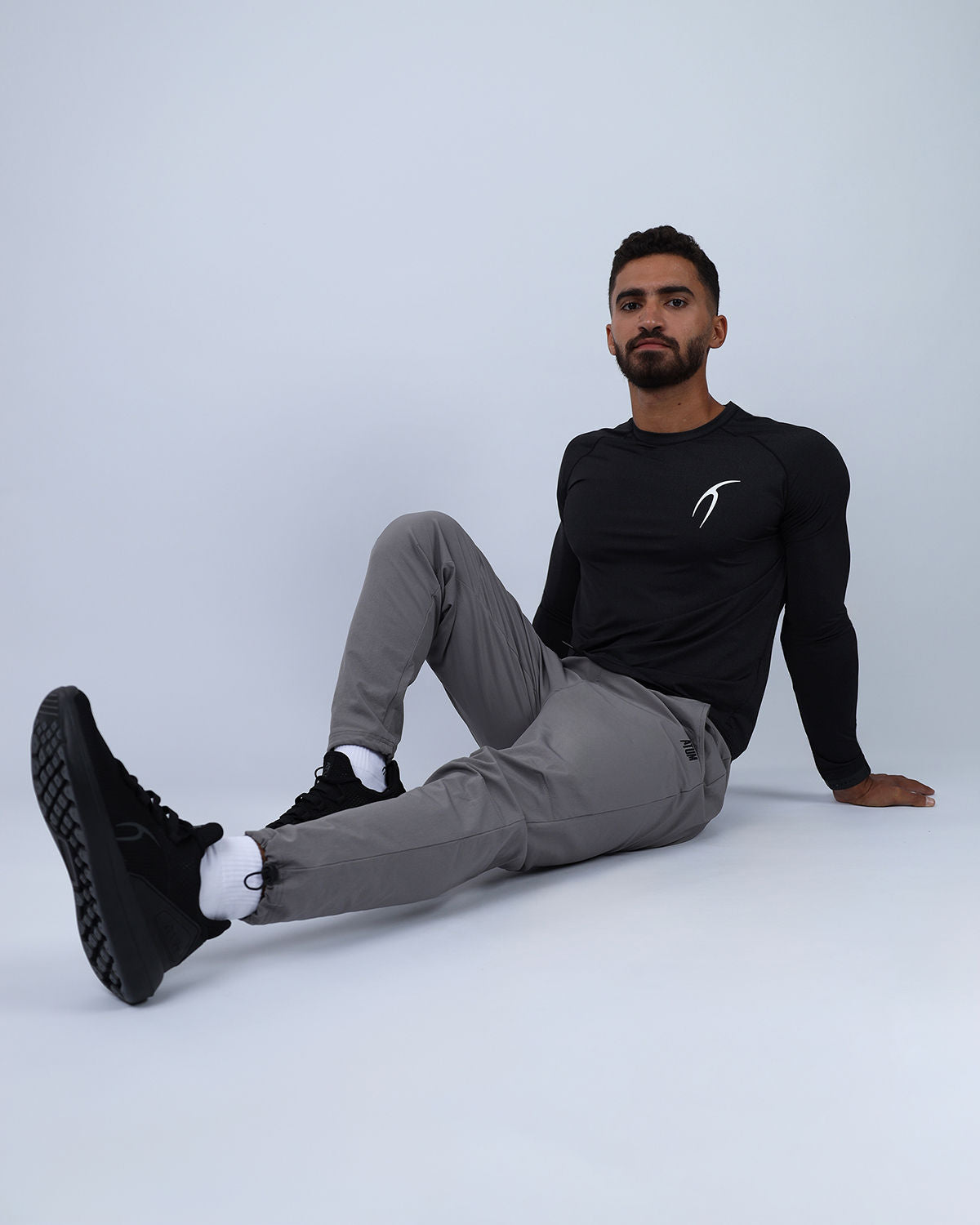 Long Sleeve Running Black Tee-Atum -31663429