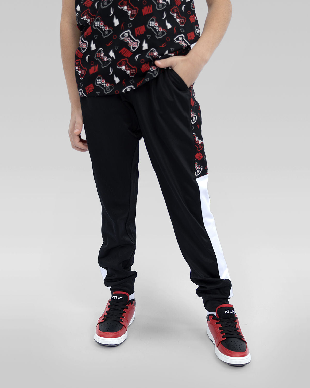 Boy's Graphic Black Sweatpants-Atum -31208801