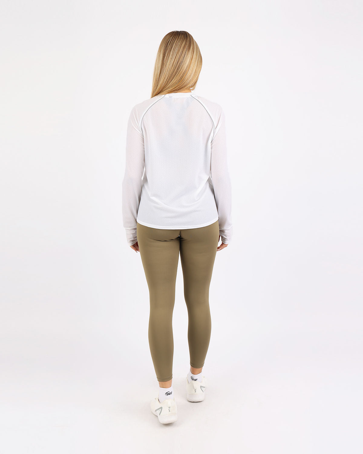 Long-Sleeve Training White Top-Atum -32815559
