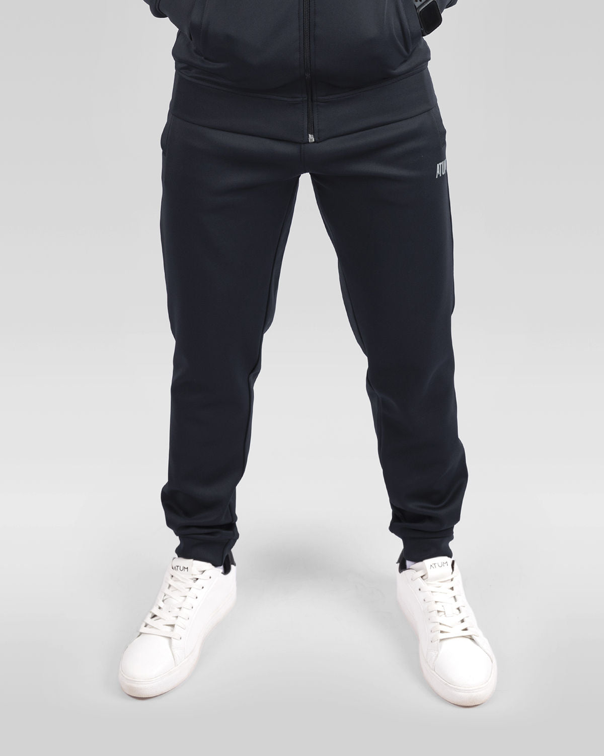 Basic Black Training Suit-Atum -18728073