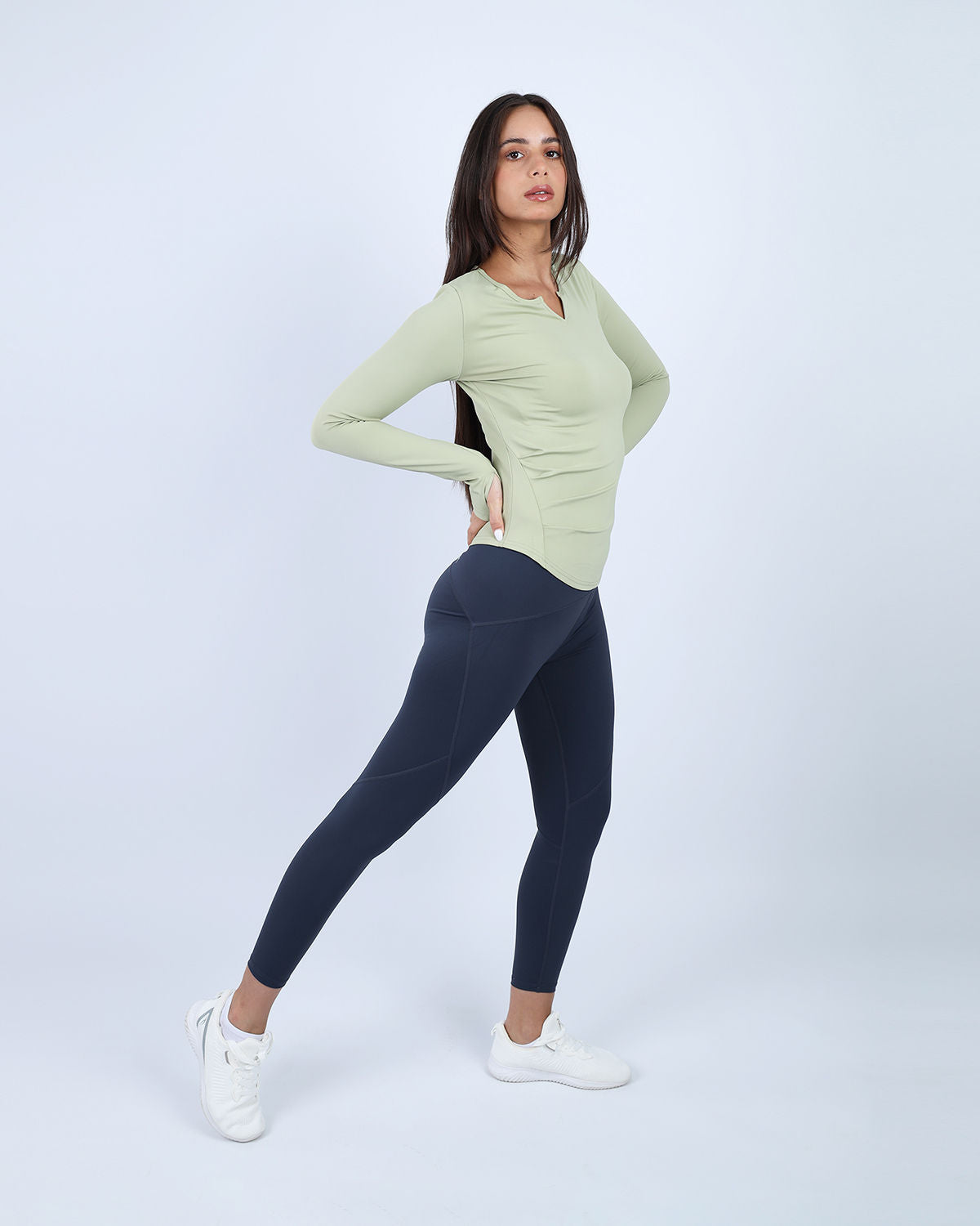 Elegance Women's Green Long-Sleeve Top-Atum -95758372