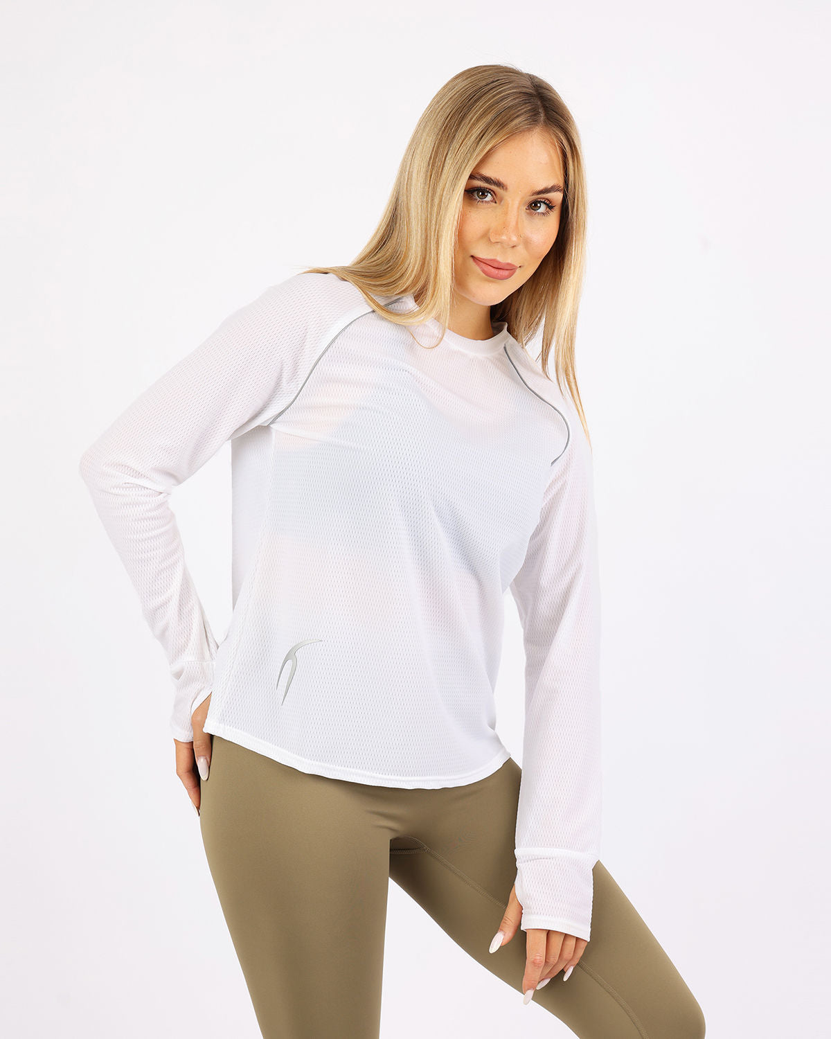Long-Sleeve Training White Top-Atum -84365329
