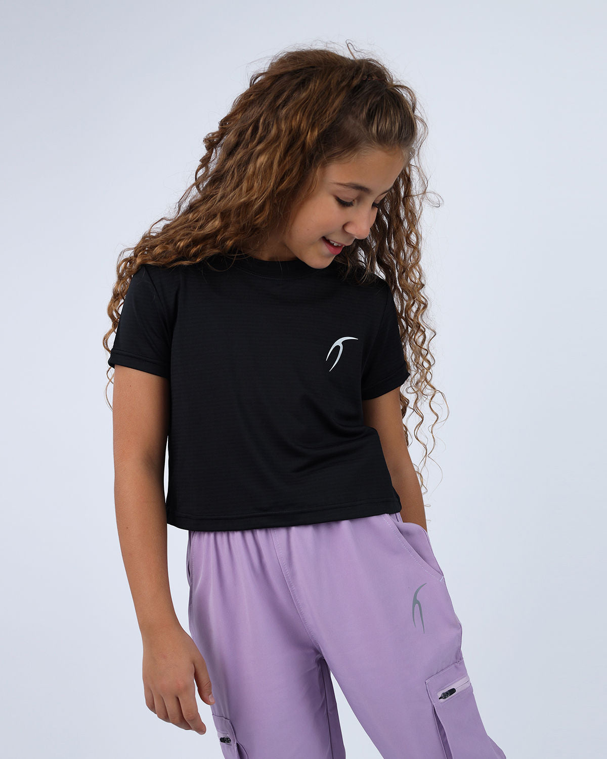 Alice Cropped Black T-Shirt-Atum -31873917