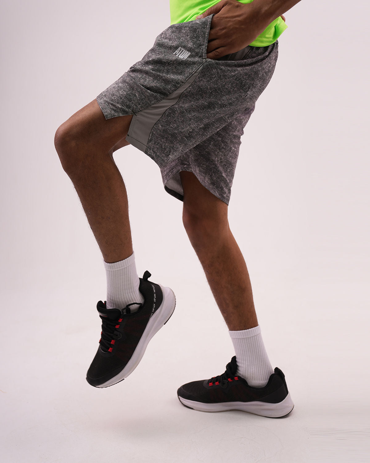 Printed Green Training Short-Atum -26393597