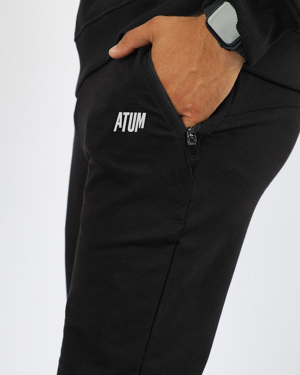 Essential Black Jogger Pants-Atum -62669268