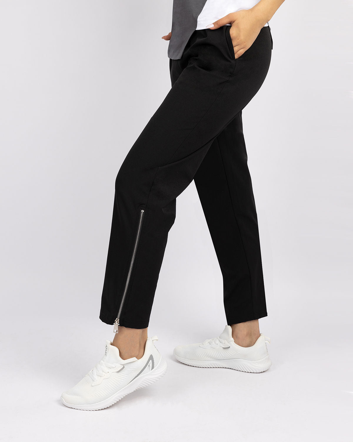 Slit Zipper Black Women's Pants-Atum -49186999