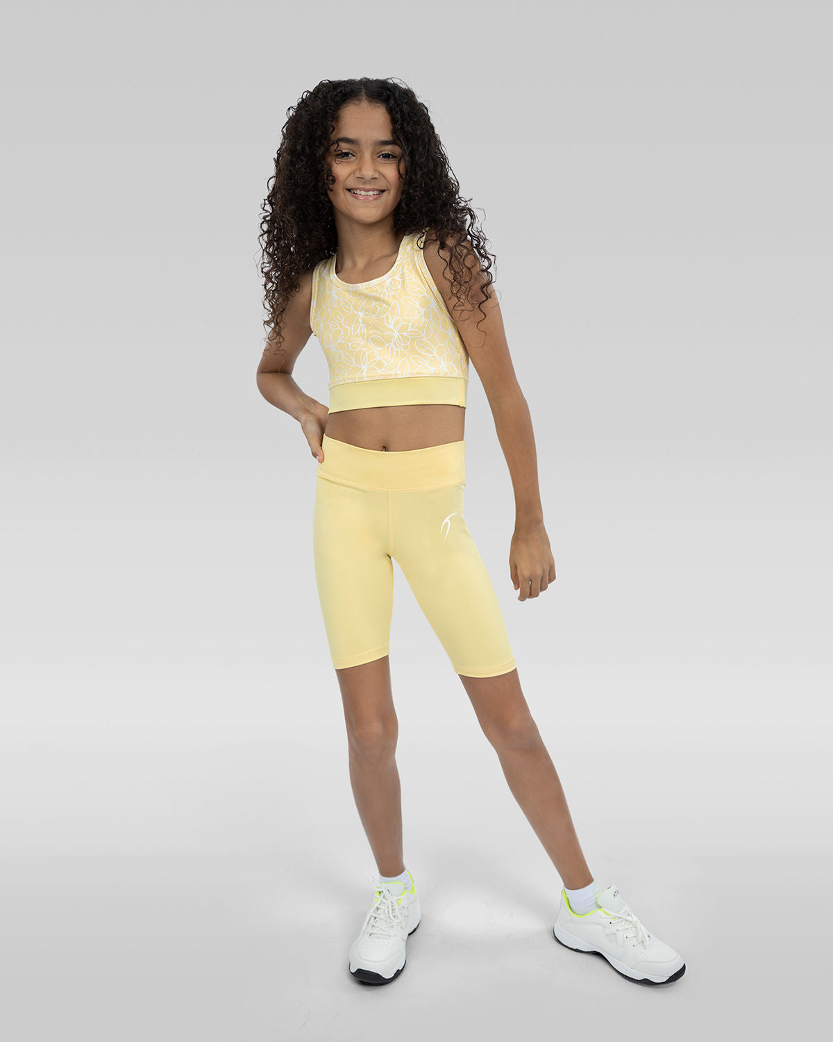 Simple and Smooth Girls Short Leggings