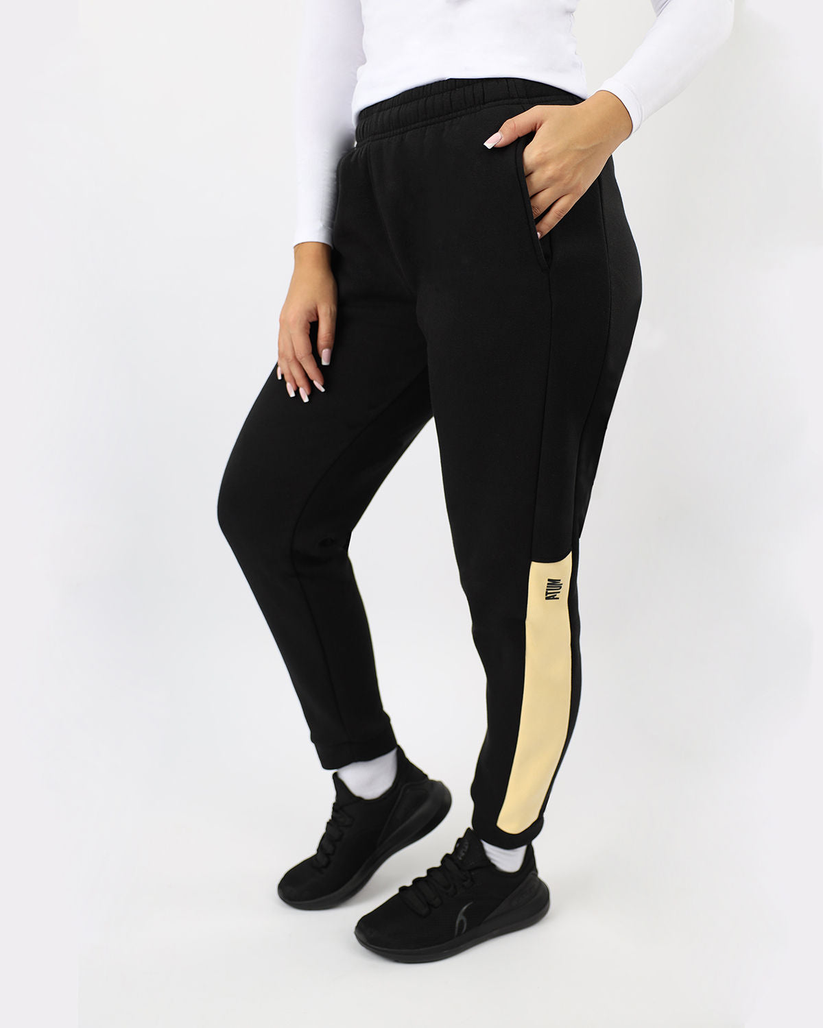 Atum Women's Essential Sweatpants - Atum Egypt 