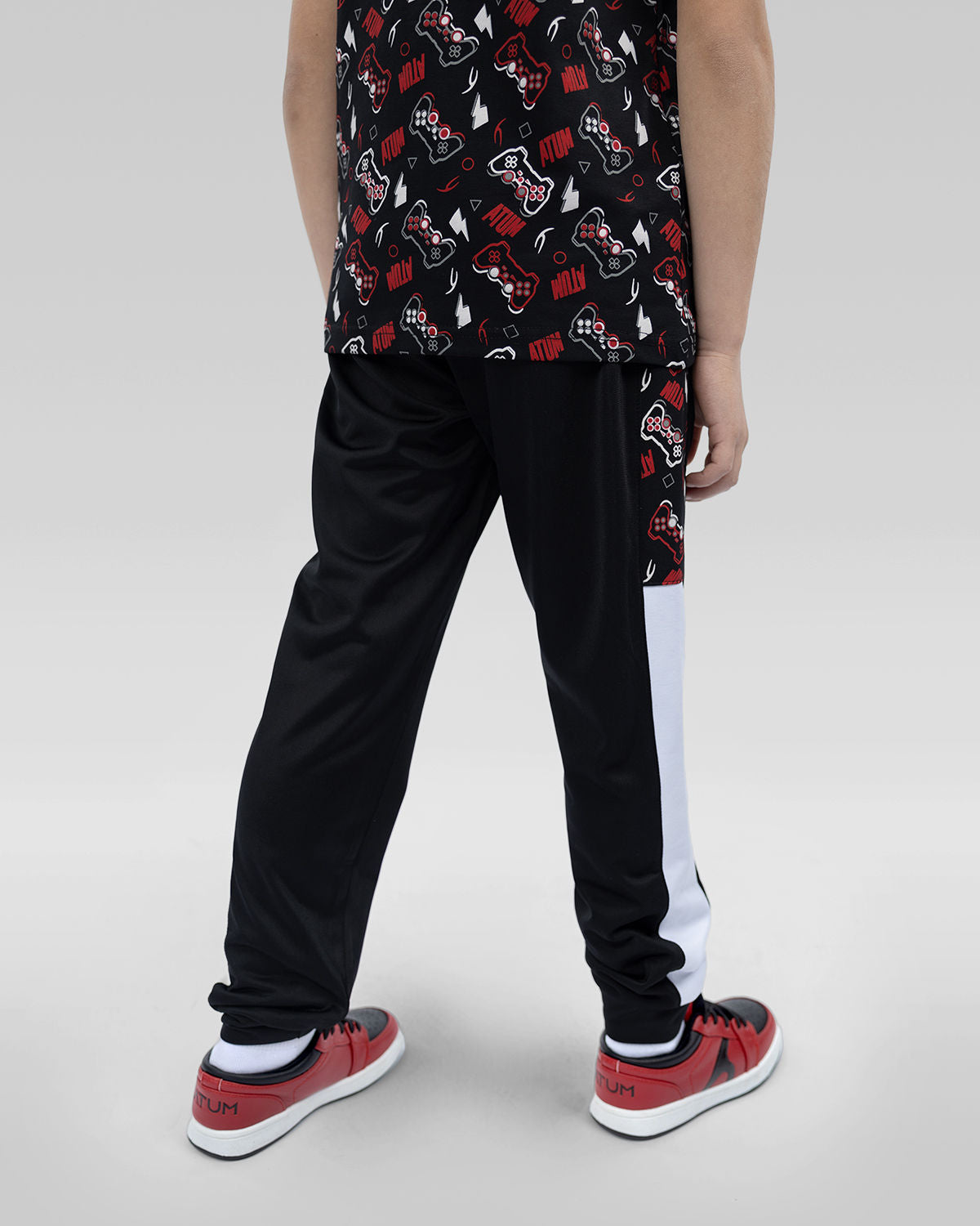 Boy's Graphic Black Sweatpants-Atum -69036562