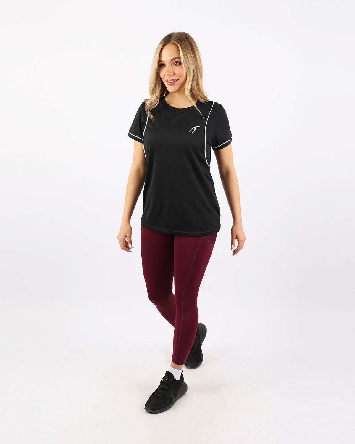 Ultra-Soft Cropped Black T-Shirt-Atum -53188788