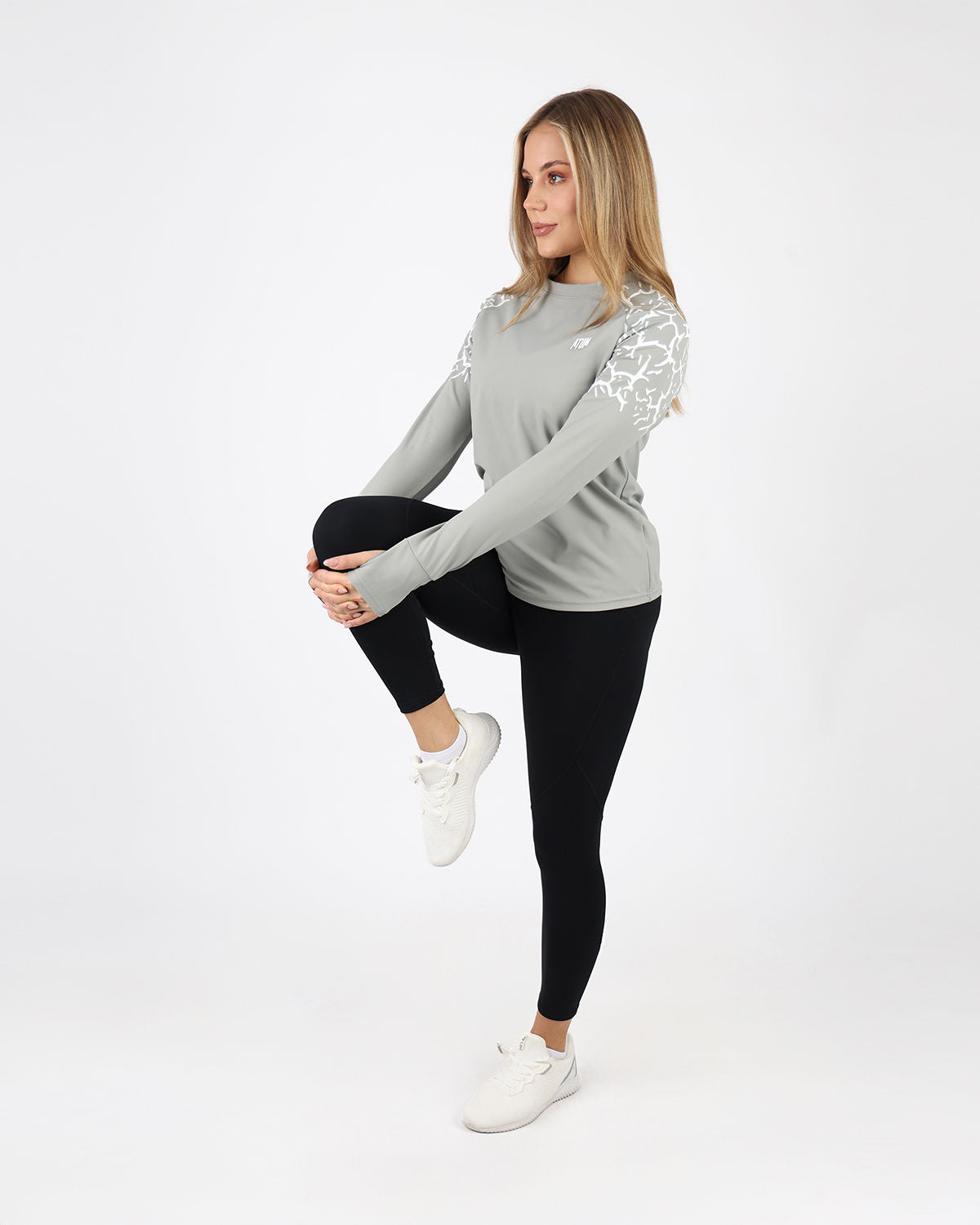 Graphic Long-Sleeve Gray T-Shirt-Atum -61895423