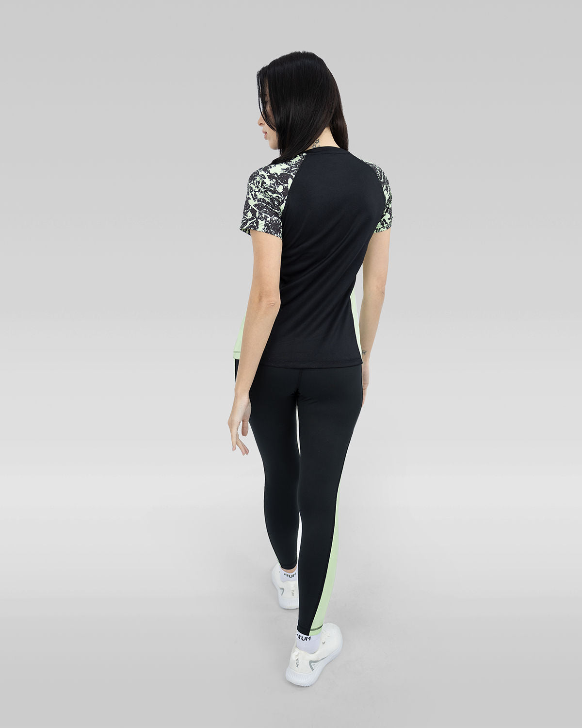 Women's Short Sleeves Black T-Shirt